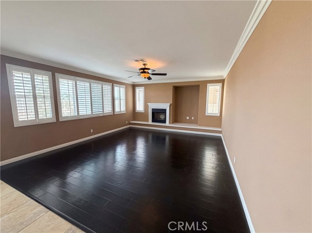 Detail Gallery Image 3 of 58 For 23 Plaza Modena, Lake Elsinore,  CA 92532 - 4 Beds | 3/1 Baths