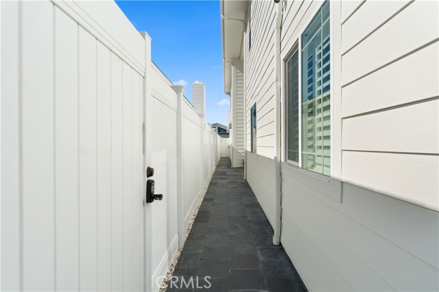 Detail Gallery Image 49 of 60 For 315 Lugonia St, Newport Beach,  CA 92663 - 4 Beds | 4 Baths