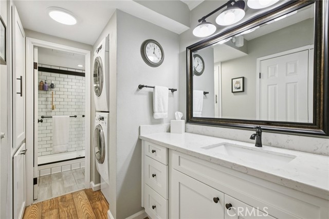 Detail Gallery Image 9 of 22 For 1750 E Ocean #102,  Long Beach,  CA 90802 - 1 Beds | 1 Baths