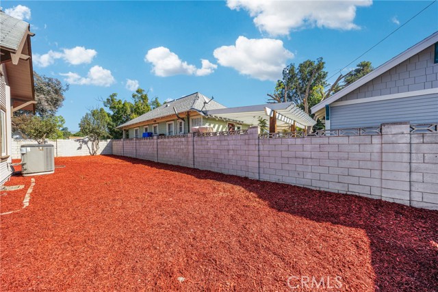 Detail Gallery Image 45 of 48 For 404 E Kingsley Ave, Pomona,  CA 91767 - 5 Beds | 3 Baths