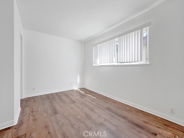 Detail Gallery Image 16 of 18 For 907 E Balboa Bld a,  Newport Beach,  CA 92661 - 3 Beds | 2 Baths