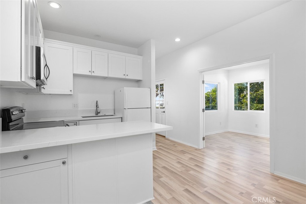 MLS #OC25268139 image #10