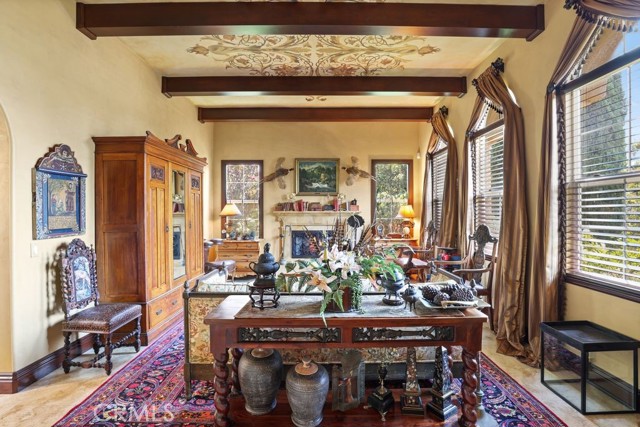 6 Marble Creek Lane, Coto de Caza CA: https://media.crmls.org/medias/8b198063-8075-4240-a862-0a52ede64175.jpg