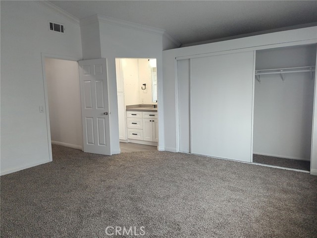 Detail Gallery Image 4 of 6 For 25828 Parsley Ave, Moreno Valley,  CA 92553 - 4 Beds | 2/1 Baths