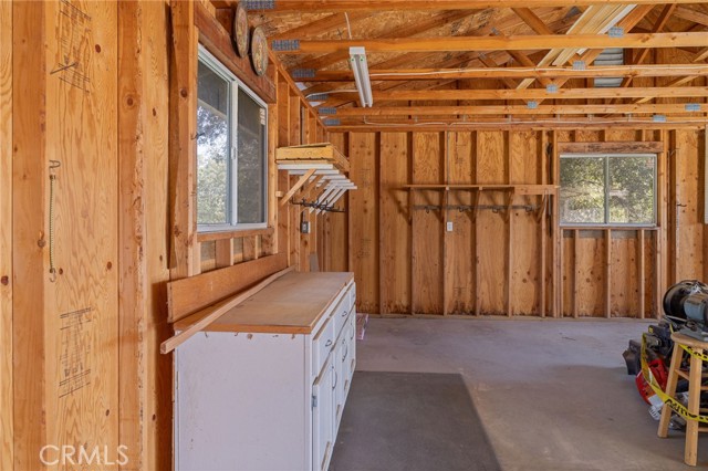 4372 Woodview Lane, Mariposa CA: https://media.crmls.org/medias/8b1aa423-e093-477a-873f-23fa00bbf977.jpg