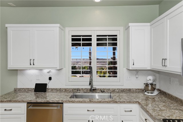 Detail Gallery Image 24 of 67 For 16123 Setting Sun Cir, Riverside,  CA 92503 - 3 Beds | 2/1 Baths