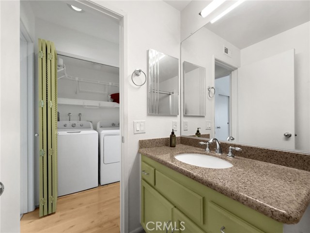 Detail Gallery Image 16 of 25 For 5744 E Creekside #9,  Orange,  CA 92869 - 1 Beds | 1 Baths