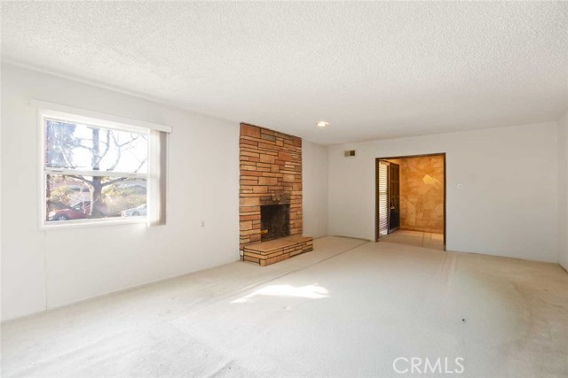 Detail Gallery Image 6 of 30 For 13632 Biola Ave, La Mirada,  CA 90638 - 3 Beds | 2 Baths