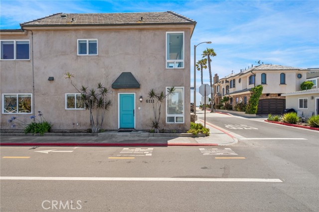 6111 Seashore Drive, Newport Beach CA: https://media.crmls.org/medias/8b1d273d-06d5-4bc3-bc6b-042c0c2d2c88.jpg