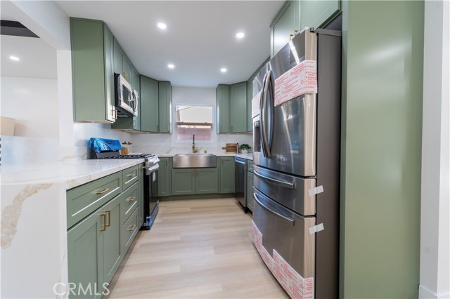 Detail Gallery Image 42 of 57 For 6526 Corinne Cir, Buena Park,  CA 90620 - 5 Beds | 2/1 Baths