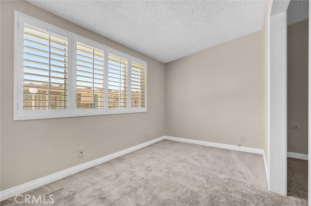 13800 Annandale Drive, Seal Beach CA: https://media.crmls.org/medias/8b1d6f04-3105-4b3d-99cd-3834bb323d95.jpg
