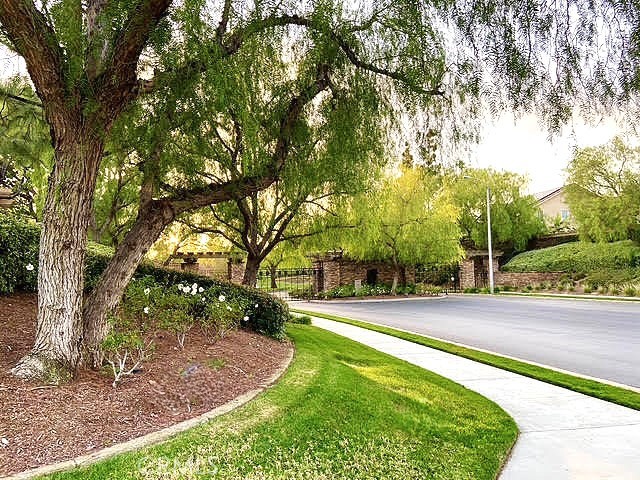 2965 Bluegrass Lane, Fullerton CA: https://media.crmls.org/medias/8b1d7e7d-1792-40be-8b30-5e18f9e42450.jpg