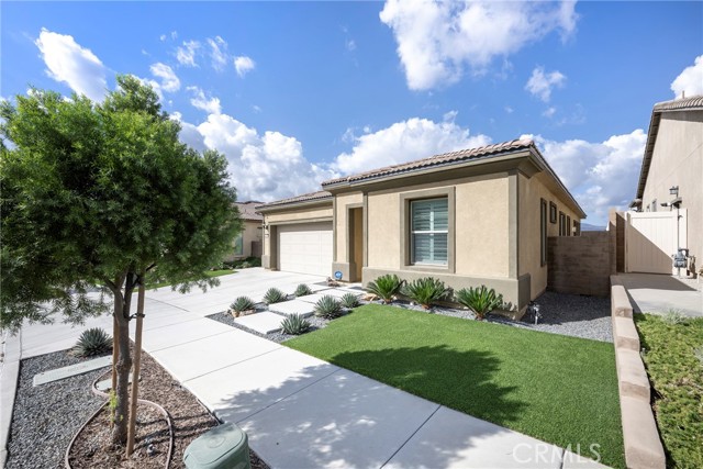 24185 Sprout Drive, Corona CA: https://media.crmls.org/medias/8b1dd11f-fac9-46c2-a734-c8b1680b1e68.jpg