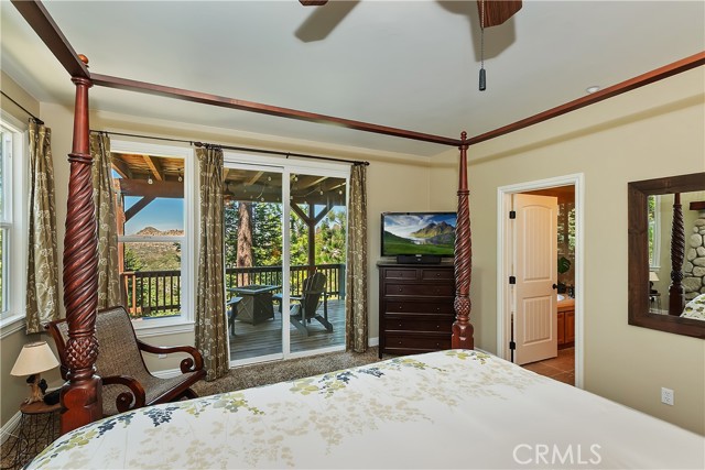 1119 Brentwood Drive, Lake Arrowhead CA: https://media.crmls.org/medias/8b1ddeaa-6e41-400b-b9de-c0aa1bb3b9eb.jpg