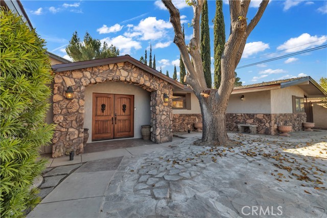 Detail Gallery Image 5 of 32 For 2554 W Avenue J14, Lancaster,  CA 93536 - 5 Beds | 3 Baths