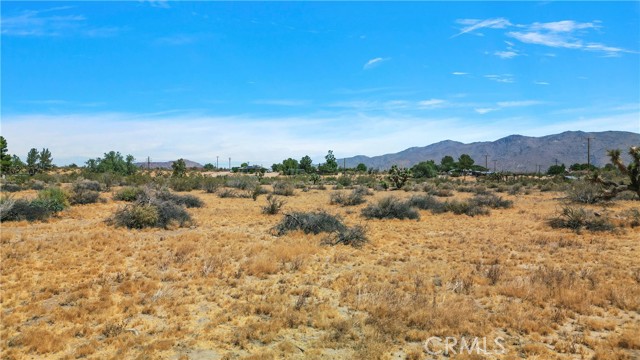 Detail Gallery Image 1 of 17 For 0 Se Milpas Road, Apple Valley,  CA 92308 - – Beds | – Baths