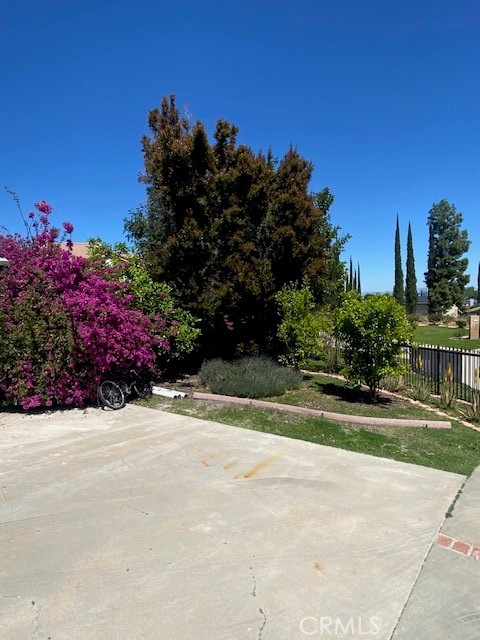 Detail Gallery Image 11 of 13 For 7713 Woodhall Ave, Canoga Park,  CA 91304 - 1 Beds | 1 Baths