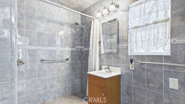 Detail Gallery Image 36 of 38 For 1529 E Avenue Q6, Palmdale,  CA 93550 - 4 Beds | 2 Baths