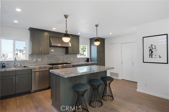 Kitchen island