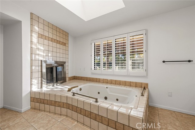 Detail Gallery Image 42 of 75 For 43041 Mayberry, Hemet,  CA 92544 - 5 Beds | 3 Baths