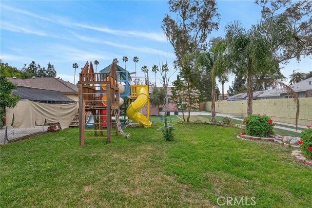 Detail Gallery Image 23 of 25 For 149 E 4th, San Bernardino,  CA 92410 - 2 Beds | 2 Baths