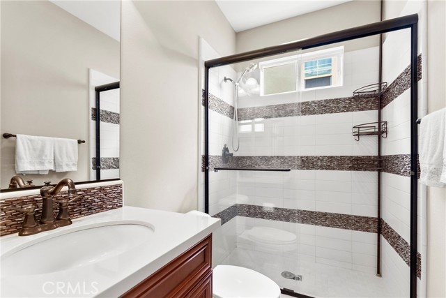 3993 Black Cottonwood Way, San Bernardino CA: https://media.crmls.org/medias/8b2078bc-14ed-4d91-990d-f41f9c751d9e.jpg