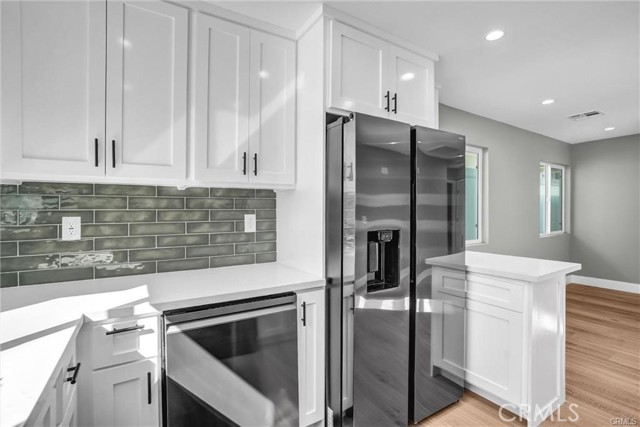 Detail Gallery Image 7 of 15 For 2128 W 238th St a,  Torrance,  CA 90501 - 2 Beds | 2 Baths