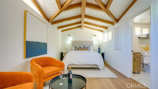 16347 Tupper Street, North Hills CA: https://media.crmls.org/medias/8b2113e2-fd0c-4bc4-a346-fd6d869bf78b.jpg