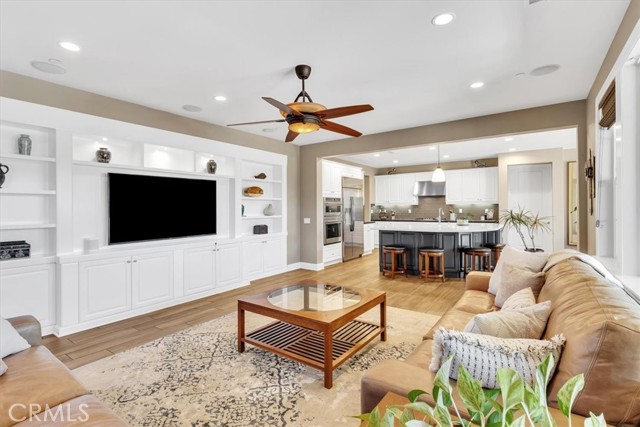 11 Risa Street, Rancho Mission Viejo CA: https://media.crmls.org/medias/8b216d16-8bd8-4b4c-82c9-36735098cdc6.jpg