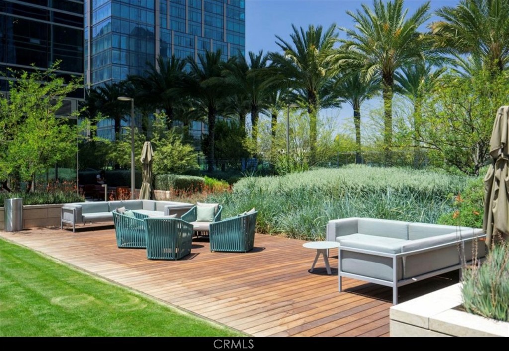 MLS #WS25252119 image #1