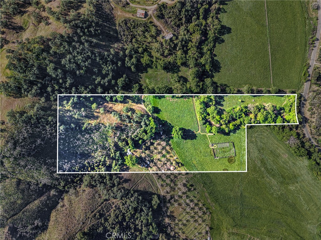 https://media.crmls.org/medias/8b22a2ae-2550-4591-9517-991b760b47e8.jpg?preset=X-Large