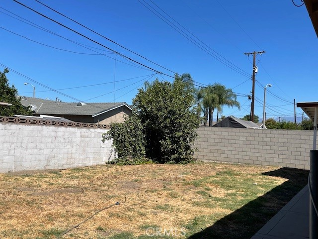 2359 Kathryn Avenue, Pomona CA: https://media.crmls.org/medias/8b231128-dbe0-4a09-adf1-99ef2f5980c8.jpg