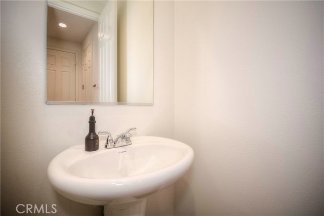 Detail Gallery Image 22 of 46 For 24218 Hillcrest, Corona,  CA 92883 - 3 Beds | 2/1 Baths