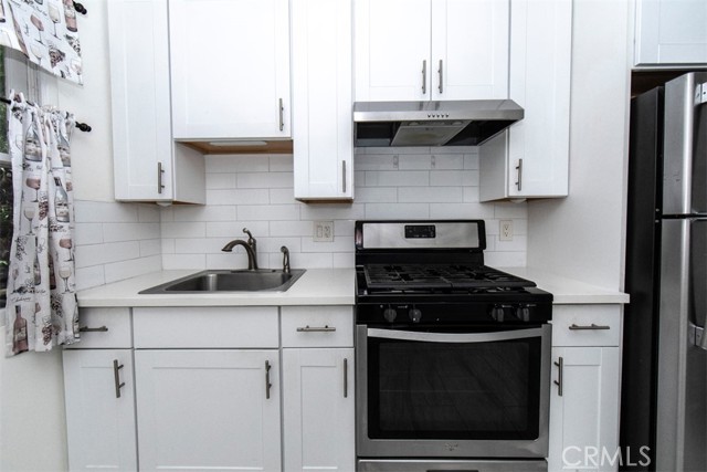 Detail Gallery Image 7 of 30 For 1906 Camino De La Costa #B,  Redondo Beach,  CA 90277 - 2 Beds | 1 Baths