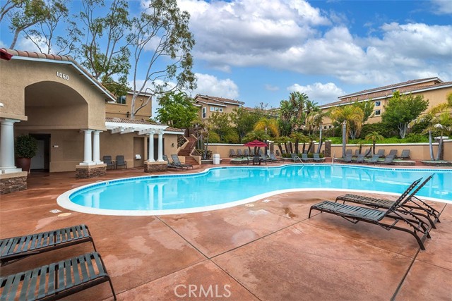 1010 S Gibraltar Avenue, Anaheim CA: https://media.crmls.org/medias/8b25e1f6-14f6-409a-af1a-9622dc51b989.jpg