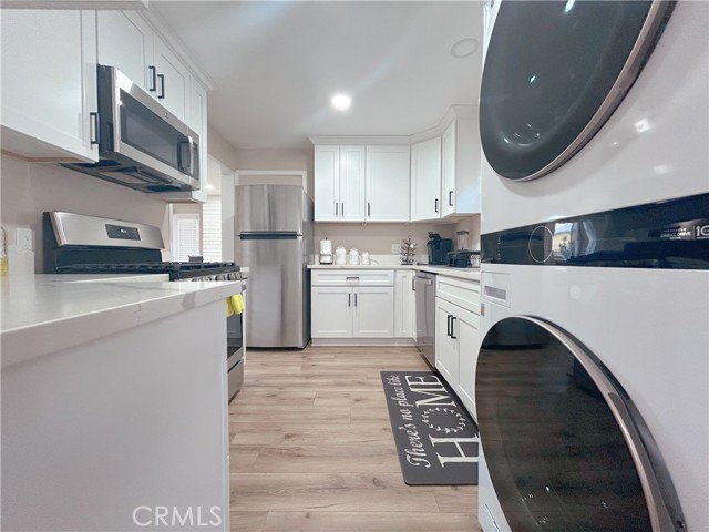 1125 E E st, Ontario CA: https://media.crmls.org/medias/8b26c23b-28e9-42d0-af83-fc25d96b2f32.jpg