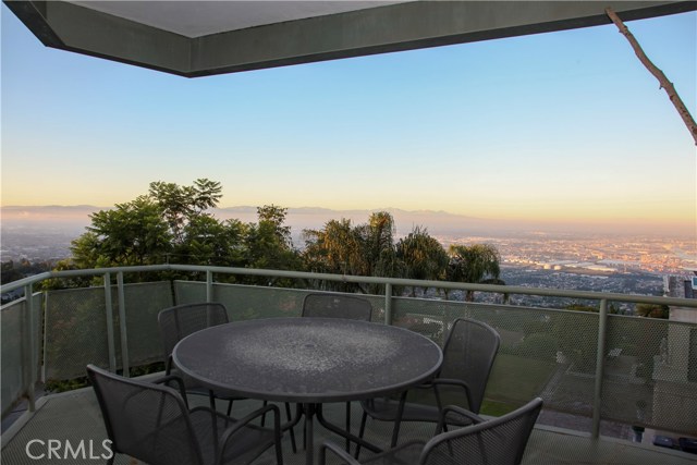 Detail Gallery Image 52 of 53 For 3807 Crest Rd, Rancho Palos Verdes,  CA 90275 - 5 Beds | 6/1 Baths