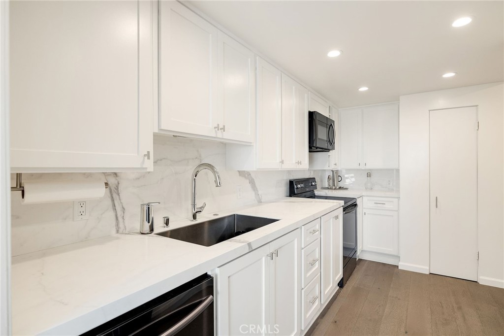 3200 La Rotonda Drive 411