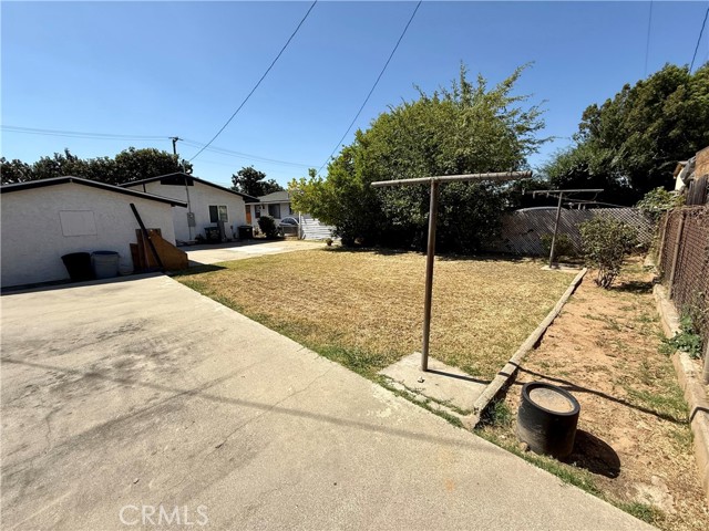 236 S 5th Street, Montebello CA: https://media.crmls.org/medias/8b279a0c-bacf-41e8-a244-a811e2fb7570.jpg