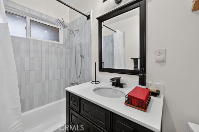1256 Irving Avenue photo 29