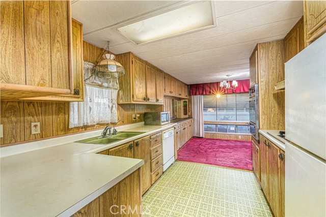 Detail Gallery Image 6 of 20 For 601 N Kirby #177,  Hemet,  CA 92545 - 2 Beds | 2 Baths