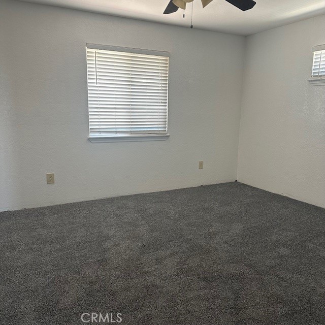 15680 Larch Street, Hesperia CA: https://media.crmls.org/medias/8b29cd26-7a63-497d-a79a-f404659b5fca.jpg