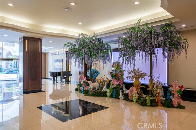 Detail Gallery Image 2 of 51 For 343 Pioneer Dr #1703,  Glendale,  CA 91203 - 2 Beds | 2 Baths