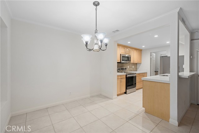 Detail Gallery Image 9 of 36 For 6620 Altawoods Way, Rancho Cucamonga,  CA 91701 - 2 Beds | 2/1 Baths