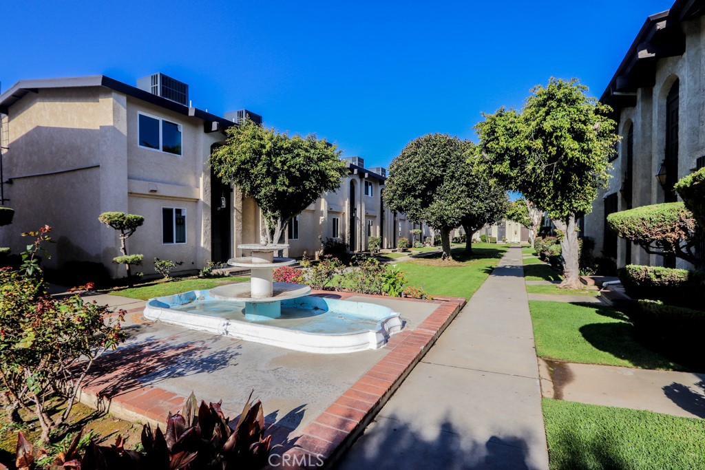 1301 S Greenwood #44