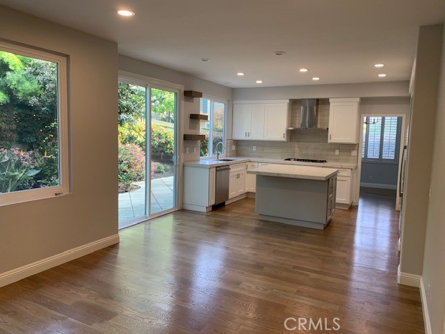 Detail Gallery Image 5 of 30 For 186 Lessay, Newport Coast,  CA 92657 - 4 Beds | 2/1 Baths