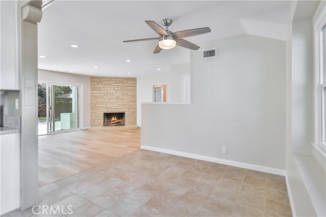 21032 Cantara Street, Canoga Park CA: https://media.crmls.org/medias/8b2b0ffb-d025-4946-bda5-30f3f050408f.jpg
