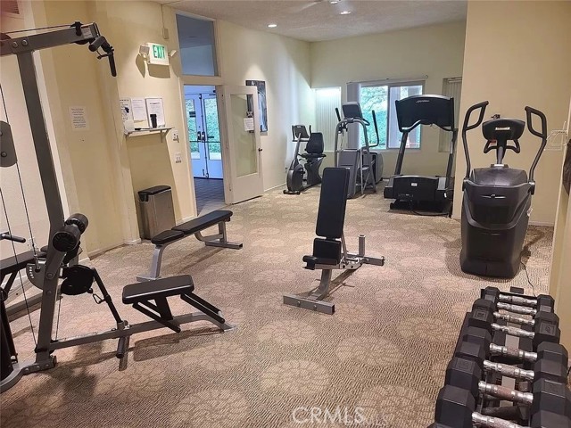 3200 La Rotonda Drive, Rancho Palos Verdes CA: https://media.crmls.org/medias/8b2b44c3-0572-4c62-a411-cd4685a309ec.jpg