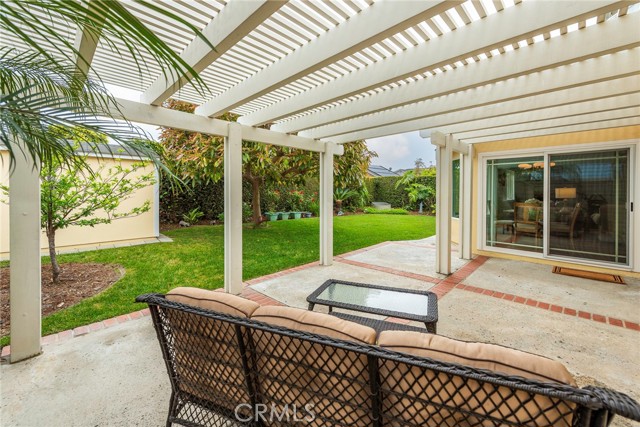 Detail Gallery Image 31 of 34 For 17152 Friml Ln, Huntington Beach,  CA 92649 - 3 Beds | 2 Baths