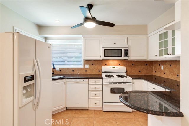 Detail Gallery Image 13 of 33 For 1736 E Commonwealth Ave, Fullerton,  CA 92831 - 2 Beds | 2 Baths